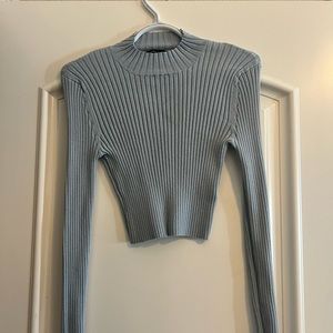 BABY BLUE KENDALL&KYLIE TURTLE NECK SWEATER, SIZE LARGE